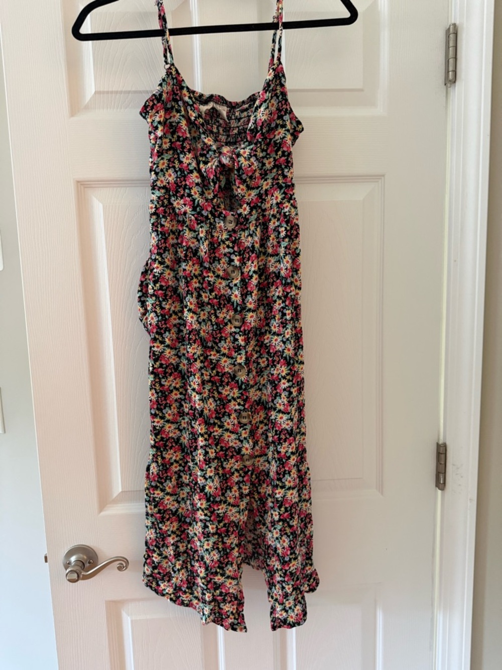 Floral Multicolor Dress ** Bundle 5+ items and name your offer!!! 💖💞